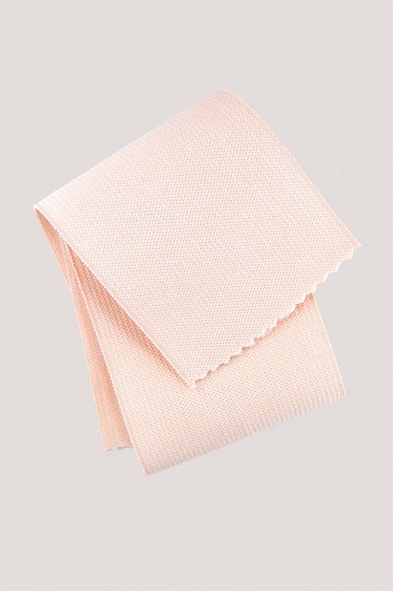 Vamp Elastic by Gaynor Minden