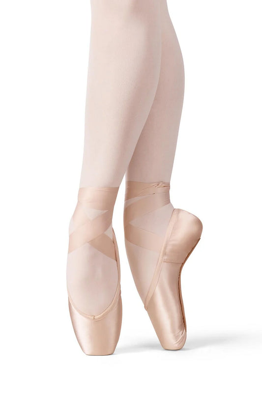 Akoya Pointe Shoe by RP