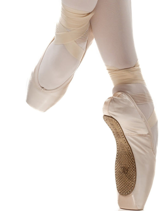 BRILLANTE Quiet Tip RC22 Pointe Shoe by R Class